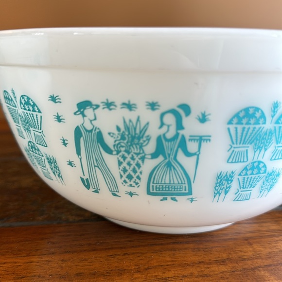 Vintage Set of 2 PYREX AMISH BUTTERPRINT Turquoise 401 & 403 mixing bowls EUC - Picture 11 of 13